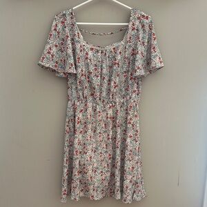 Sienna Sky floral Short Sleeve Dress